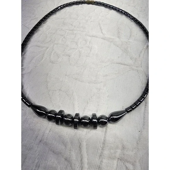 Vtg native Hematite Magnetic Necklace Beads Healing Energy Therapy Clasp Closure